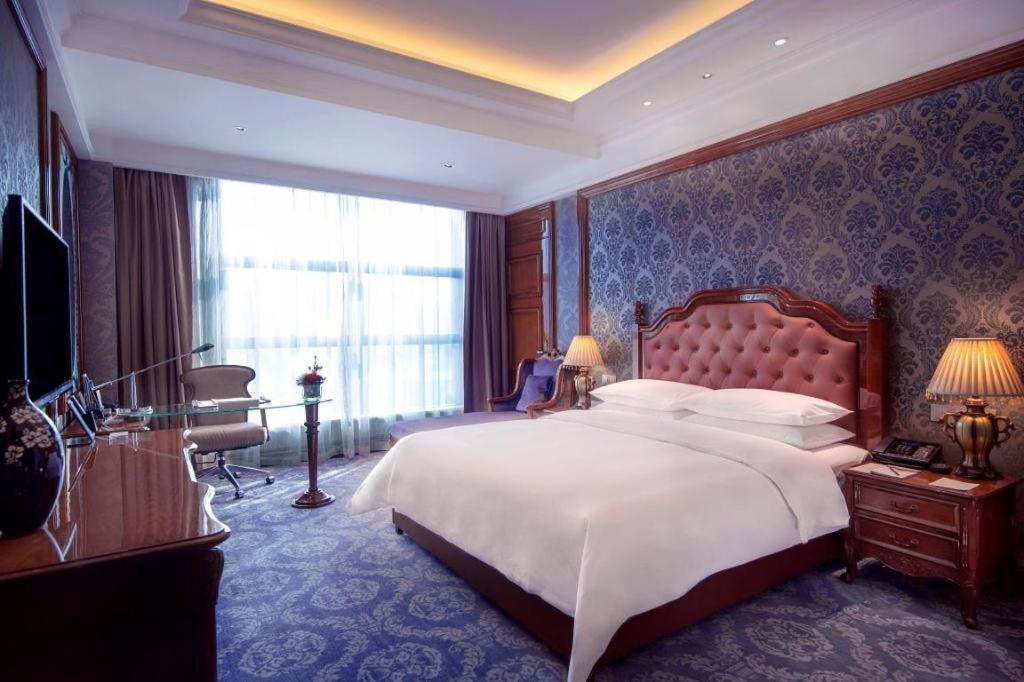 ฉงชิง ฮัวเฉิน อินเตอร์เนชันแนล โฮเต็ล Hotel ฉงชิ่ง ภายนอก รูปภาพ